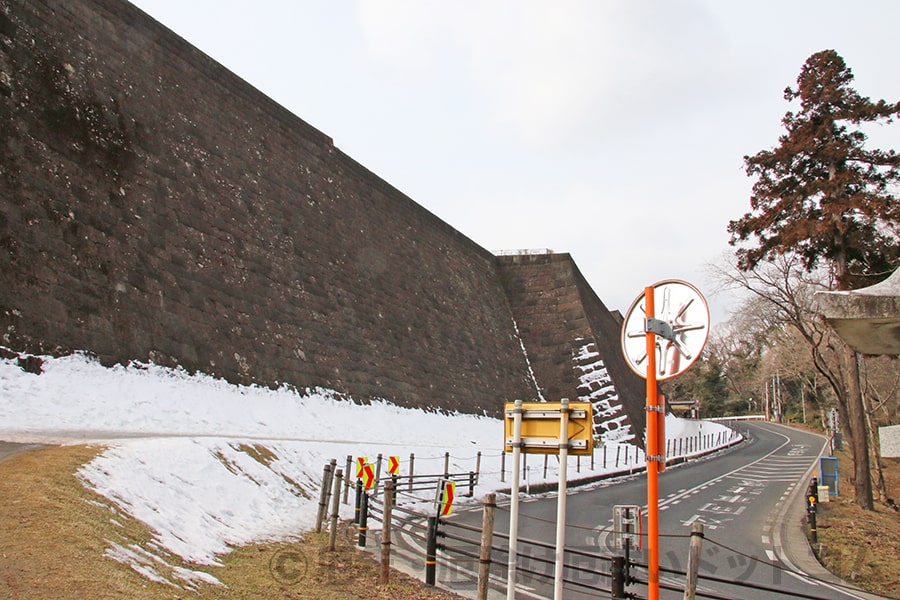 宮城縣護國神社 本丸北壁石垣の様子
