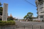 川崎大師 参拝者駐車場のある交通祈願殿入口の様子