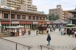 川崎大師 護摩祈祷の申し込みを行うお護摩受付所の様子