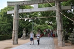 太宰府天満宮 境内鳥居と太鼓橋（写真奥）の様子