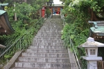宗像大社 中津宮社殿に通ずる階段の様子