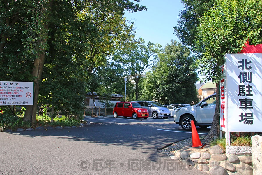 伊奴神社 北側駐車場入口の様子