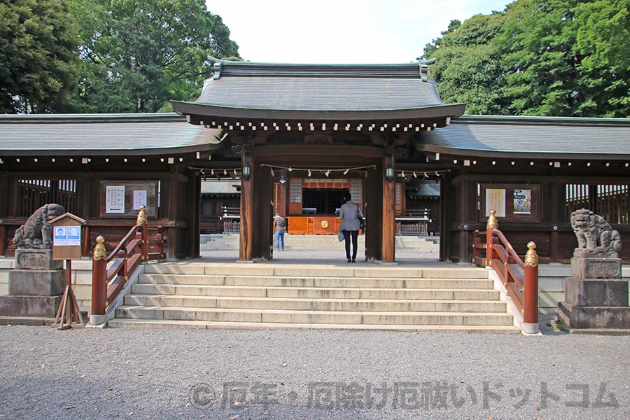 井草八幡宮 神門の様子