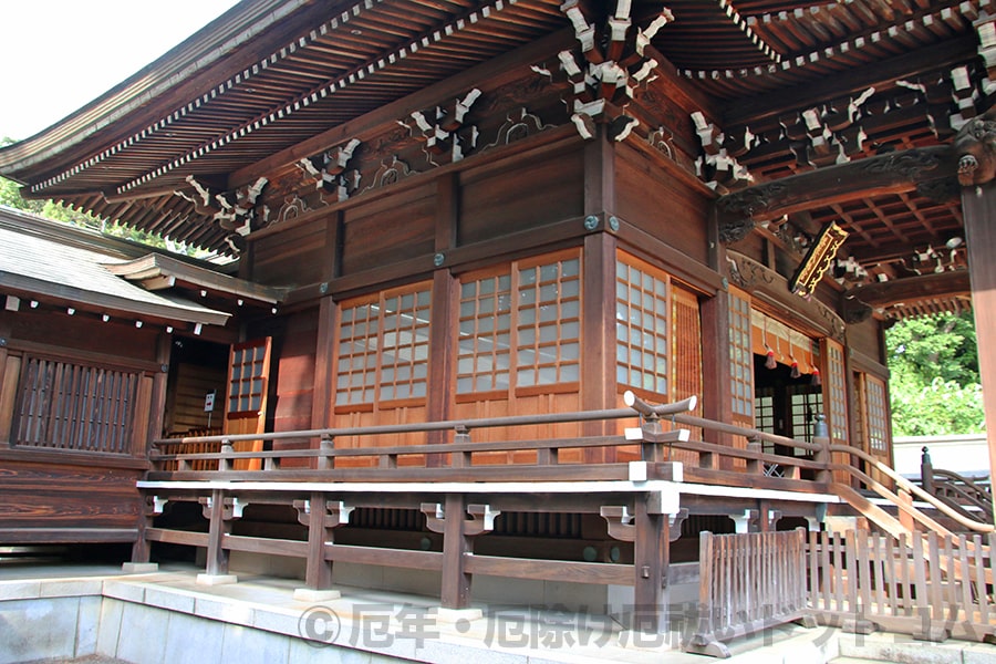 井草八幡宮 回廊から拝殿横の廊下の様子