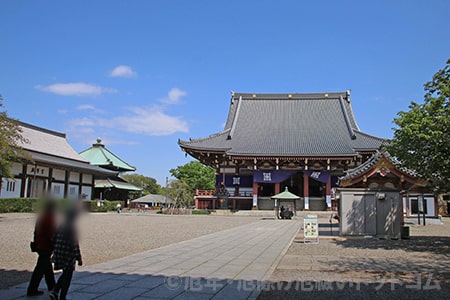 池上本門寺 大堂のある広場の様子