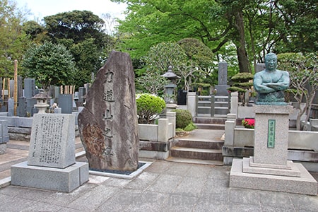 池上本門寺 力道山のお墓の様子