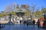 成田山新勝寺 境内と仁王門の様子