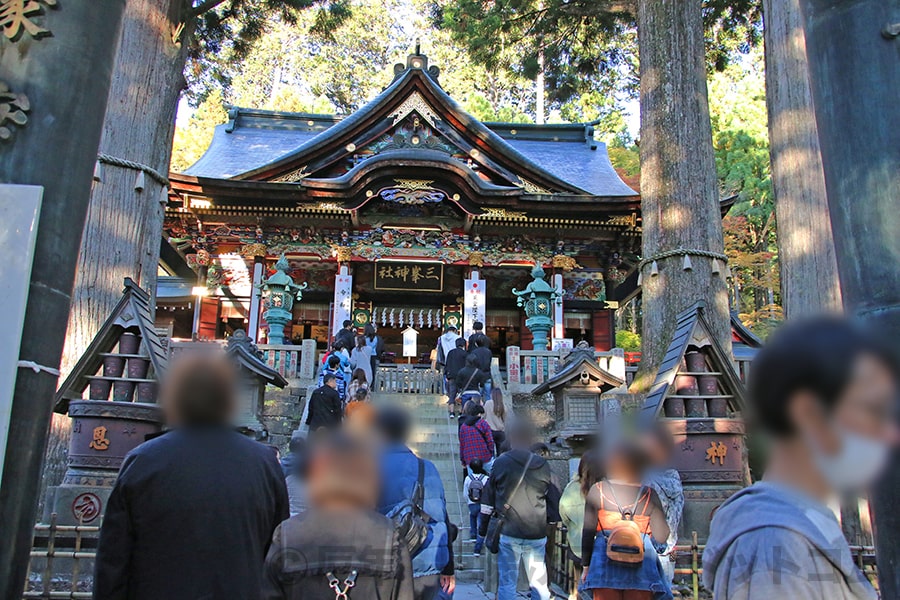 三峯神社 拝殿・本殿の様子（その1）