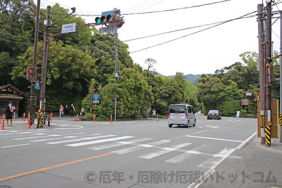 伊勢神宮 内宮 宇治橋周辺駐車場への入口にあたる国道23号線の様子 その1