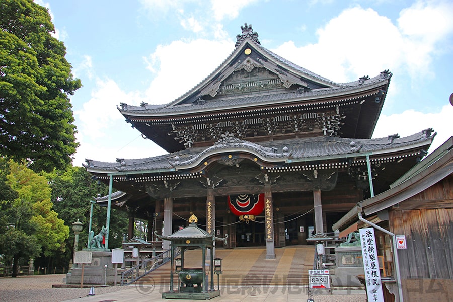 豊川稲荷 妙厳寺 御祈祷を受ける大本殿の様子