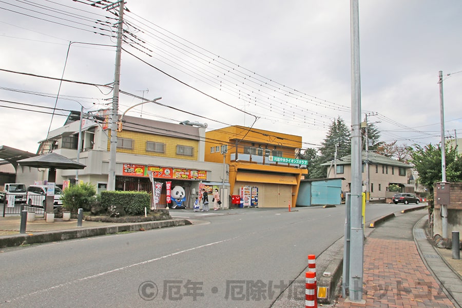 川越氷川神社 有料駐車場広さの様子