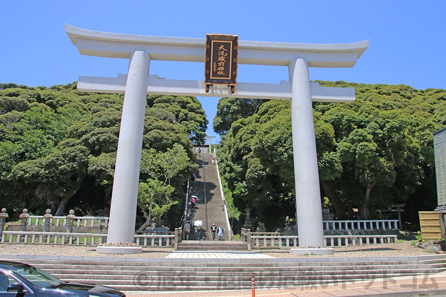 大洗磯前神社 正面鳥居（大鳥居）の様子