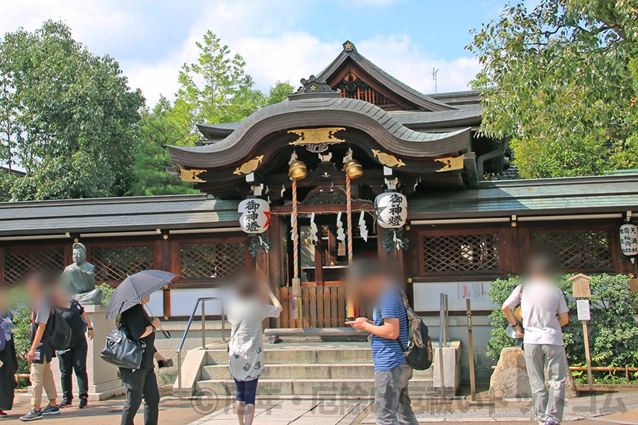 晴明神社 御祈祷の行われる本殿の様子
